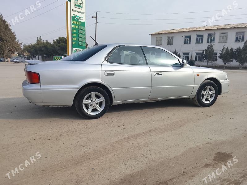 Toyota Vista 1995 - 35 000 TMT - Керки - img 1