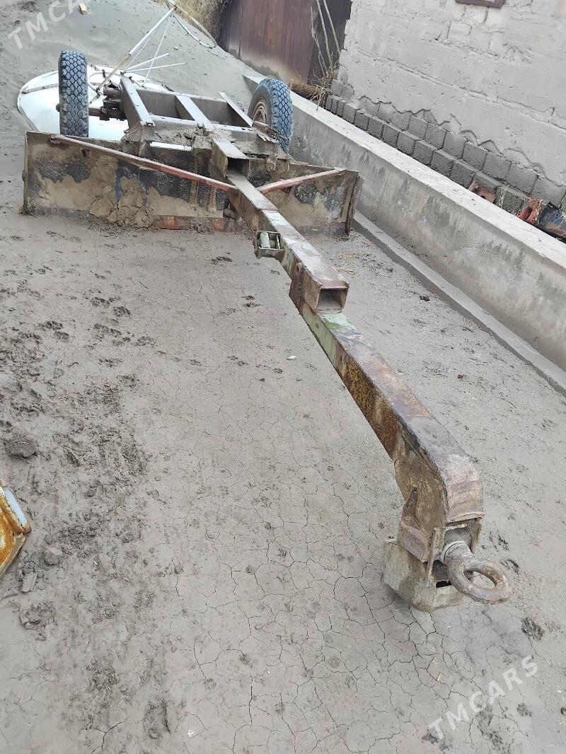 YER TEKİZLEYAN GREDİR - Сакар - img 1