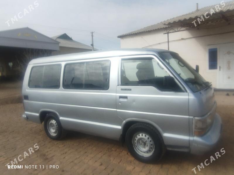 Toyota Hiace 1988 - 37 000 TMT - Murgap - img 1