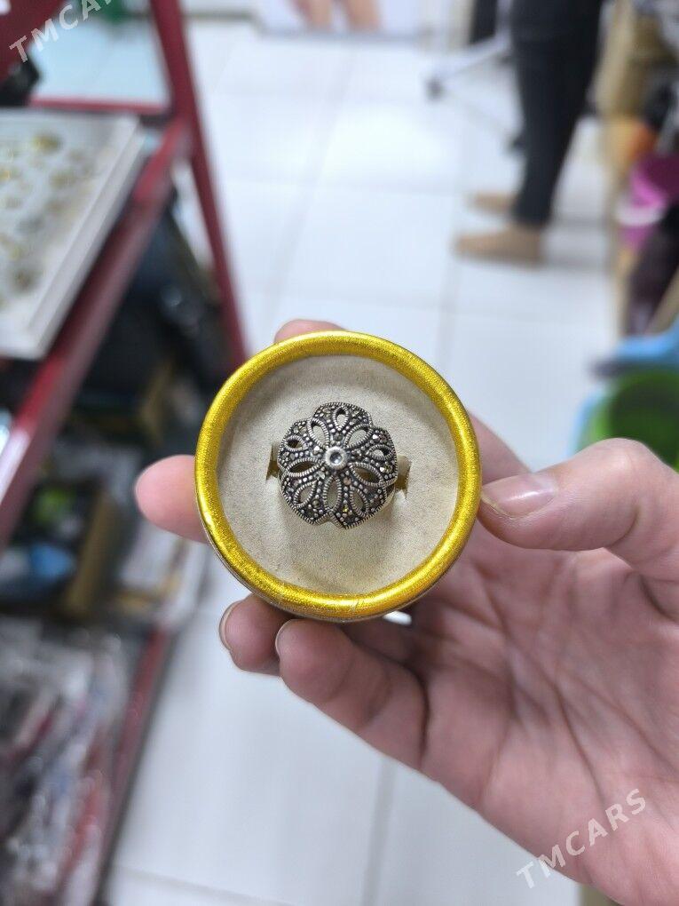 kumiş yüzik - Aşgabat - img 1