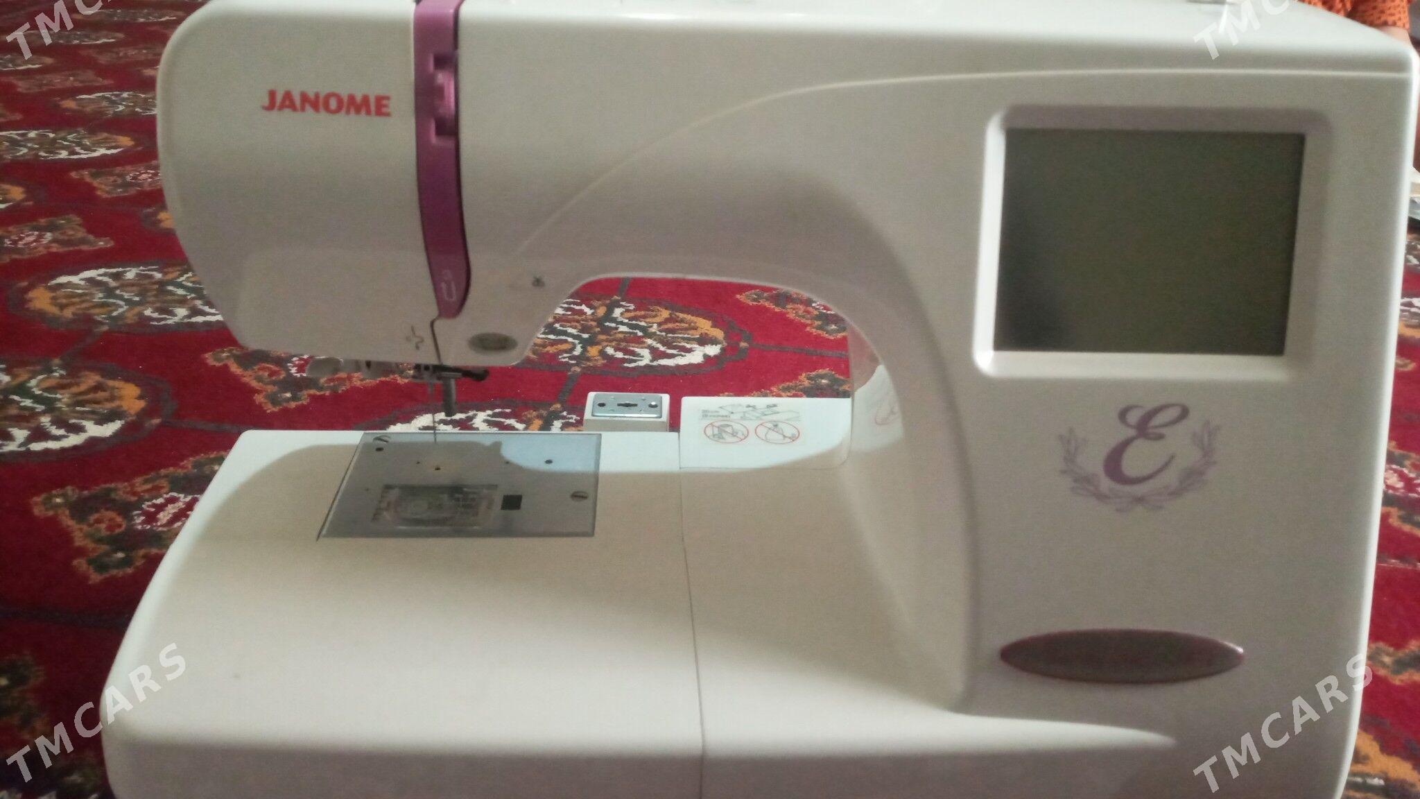 Janome 350 e - Mary - img 1