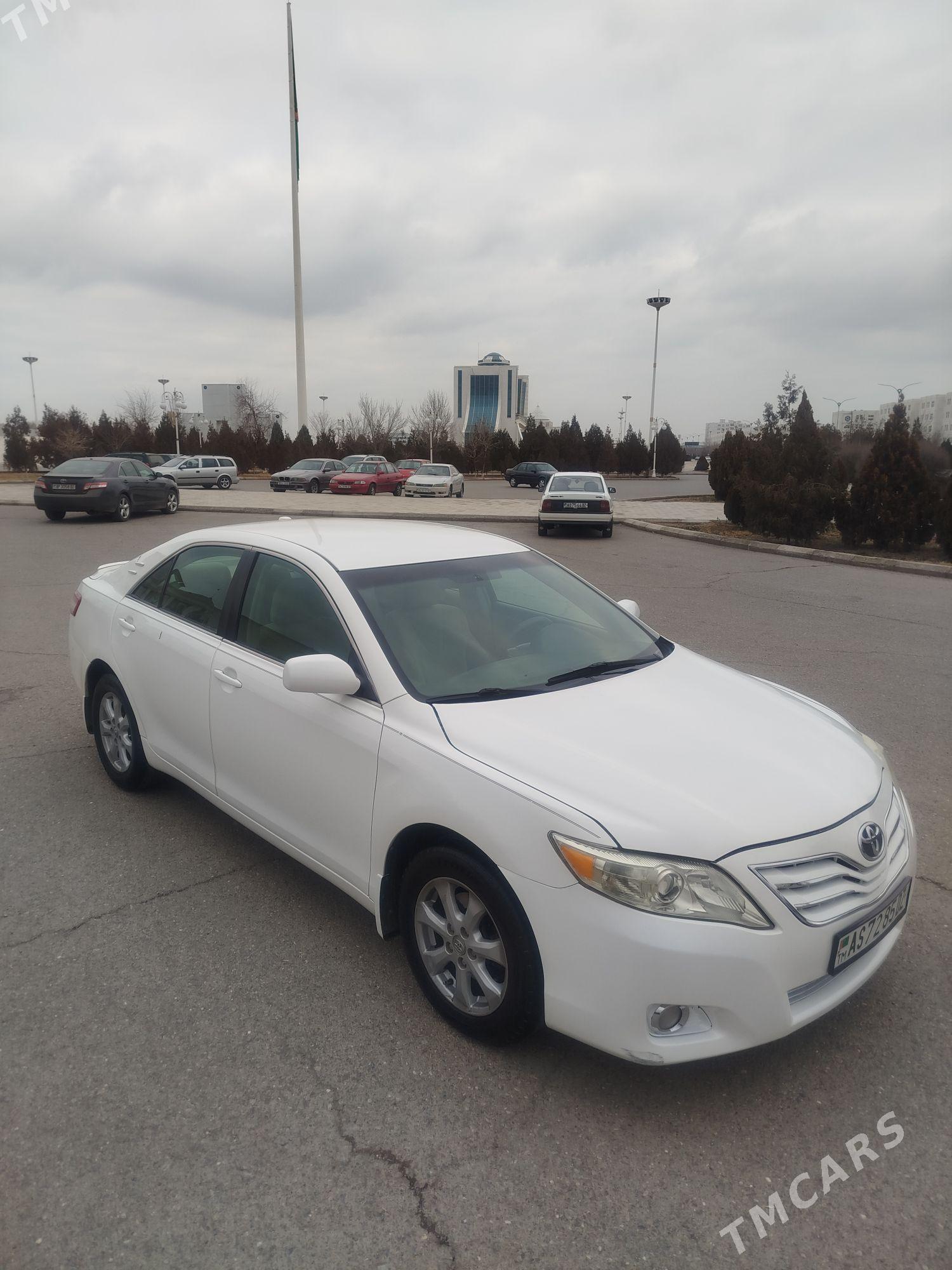 Toyota Camry 2011 - 165 000 TMT - Дашогуз - img 1