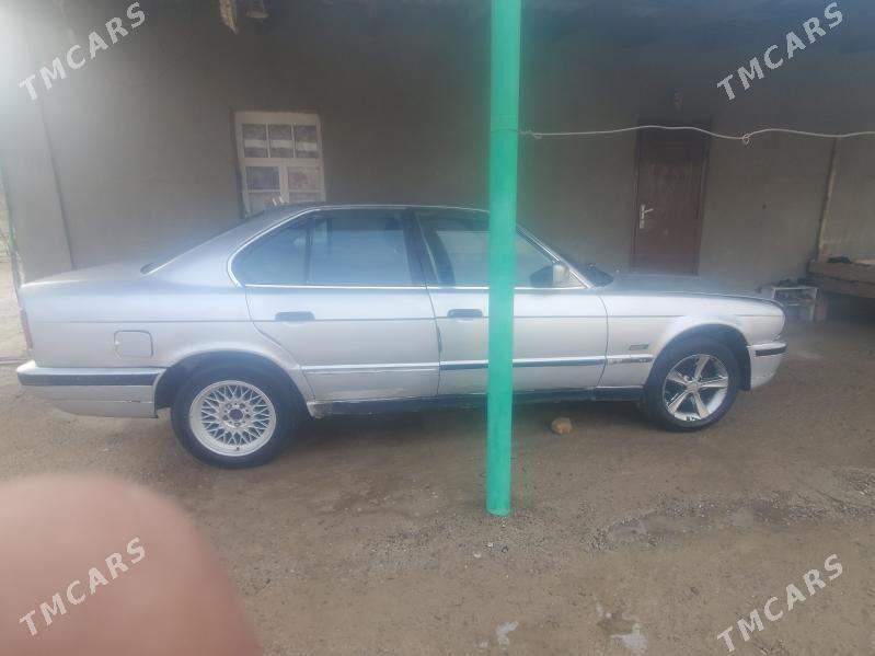BMW 525 1990 - 40 000 TMT - Ýolöten - img 1