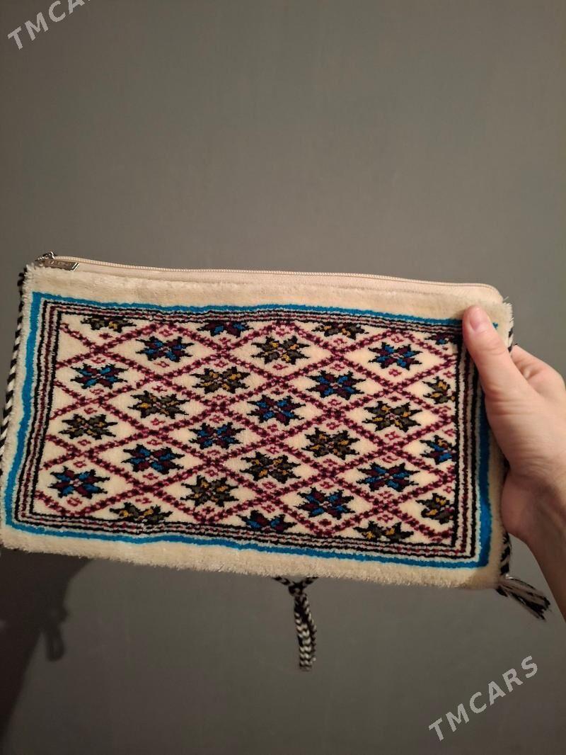 yun elde dokalan haly sumka - Aşgabat - img 1