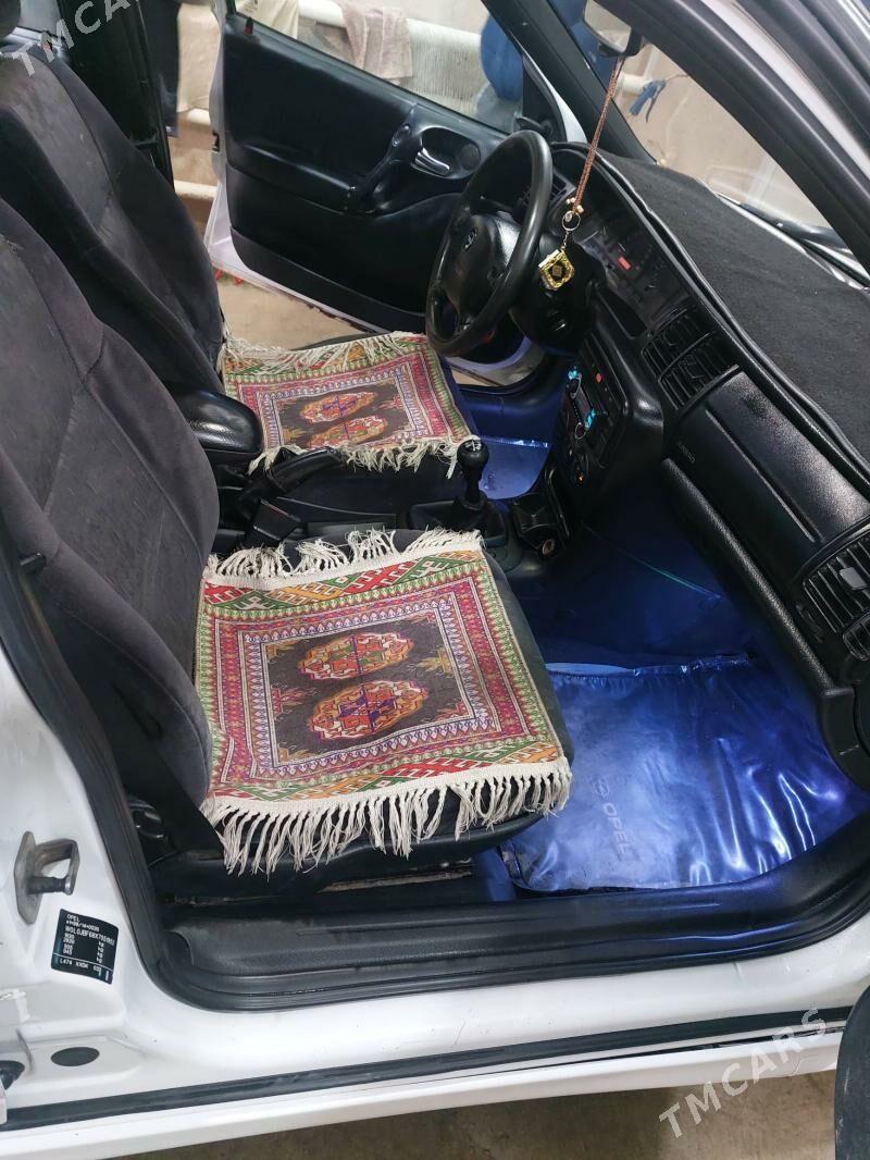 Opel Vectra 1999 - 55 000 TMT - Дашогуз - img 1