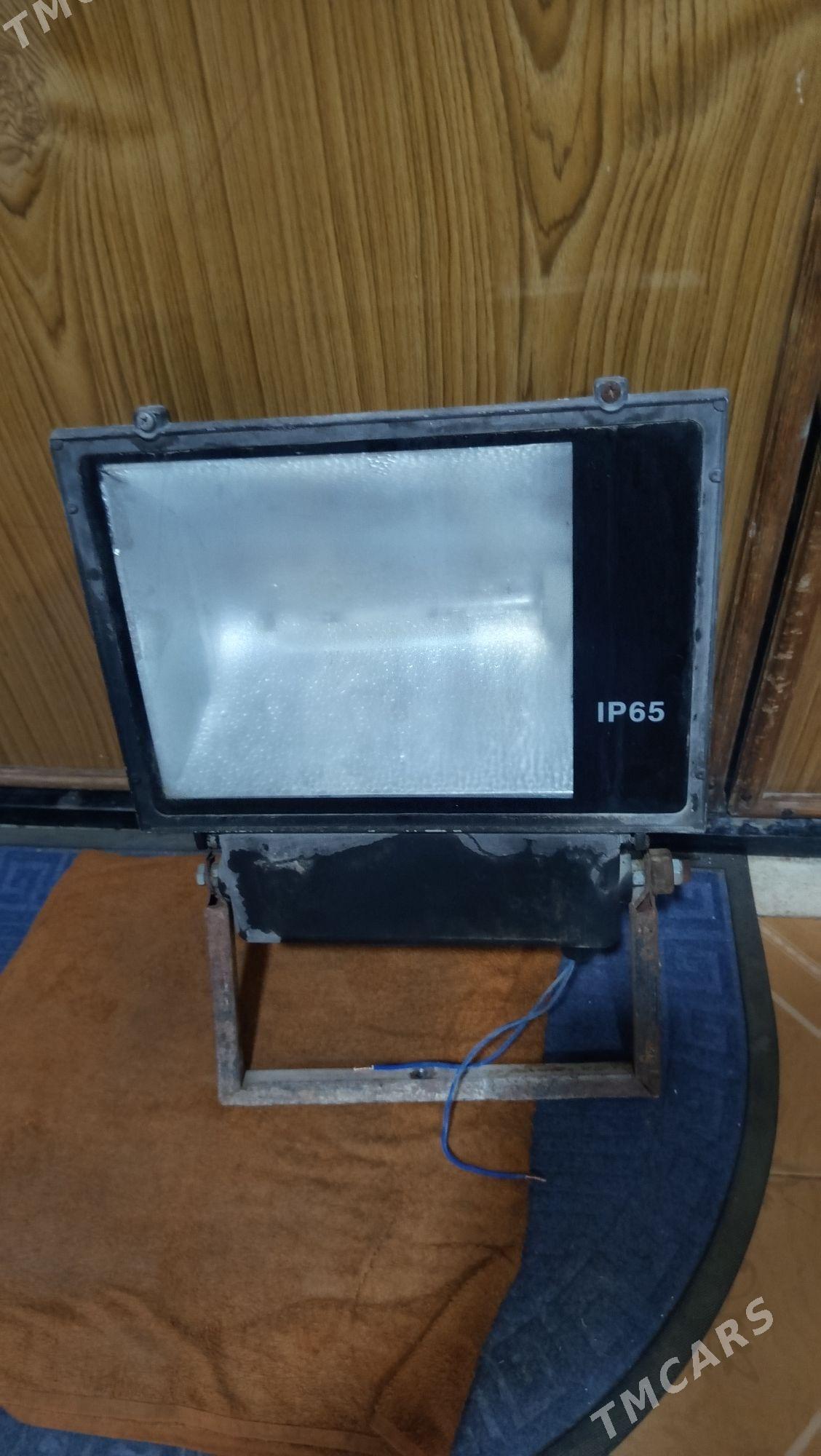 прожектор - Aşgabat - img 1