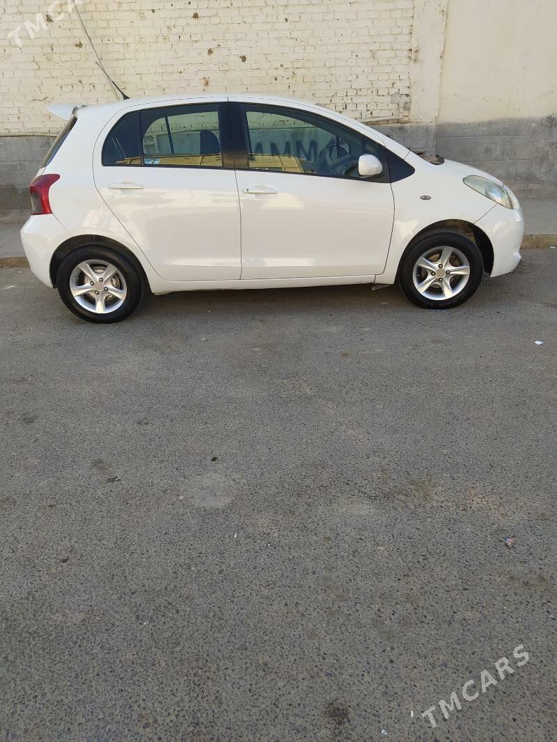 Toyota Yaris 2008 - 125 000 TMT - Бузмеин - img 1