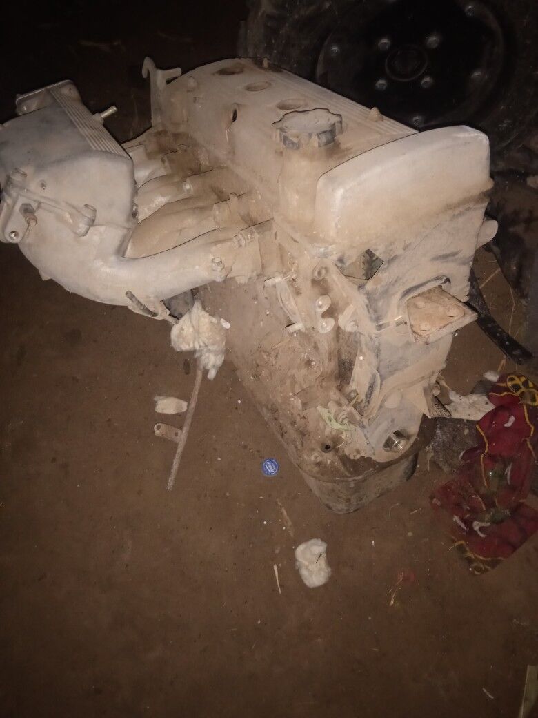 Carina e Mator 1.6 7A 10 000 TMT - Şabat etr. - img 1