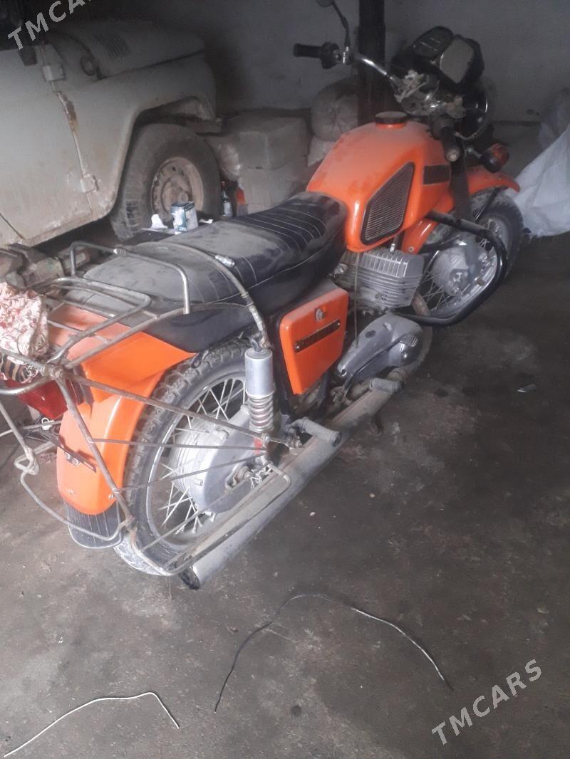 Iž Ýupiter 2005 - 15 000 TMT - Kaka - img 1