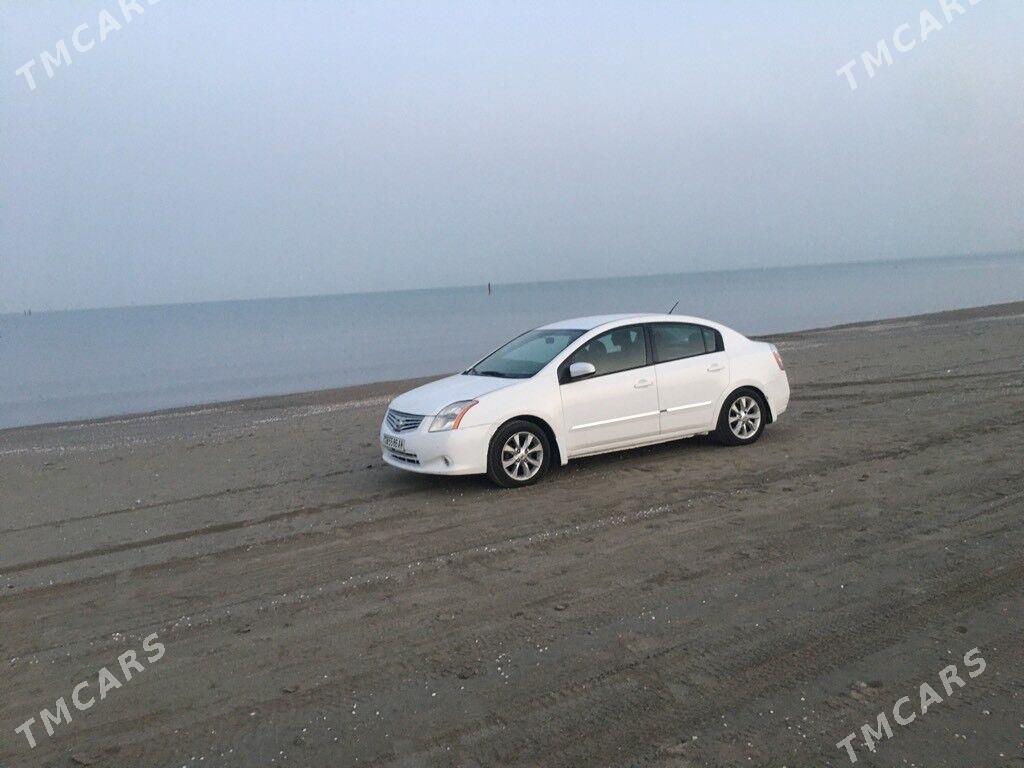 Nissan Sentra 2010 - 95 000 TMT - Аркадаг - img 1