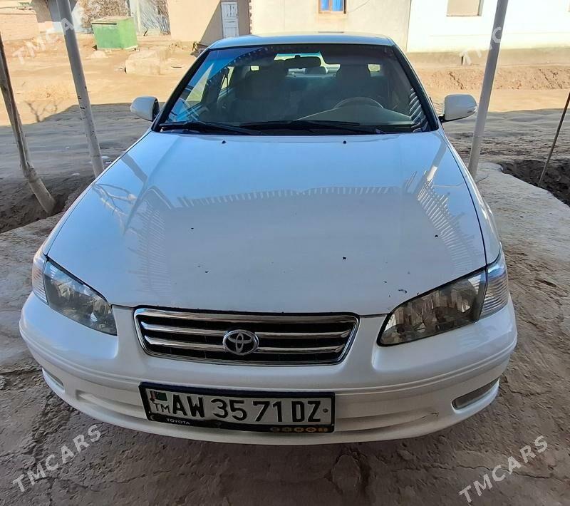 Toyota Camry 2000 - 175 000 TMT - Köneürgenç - img 1