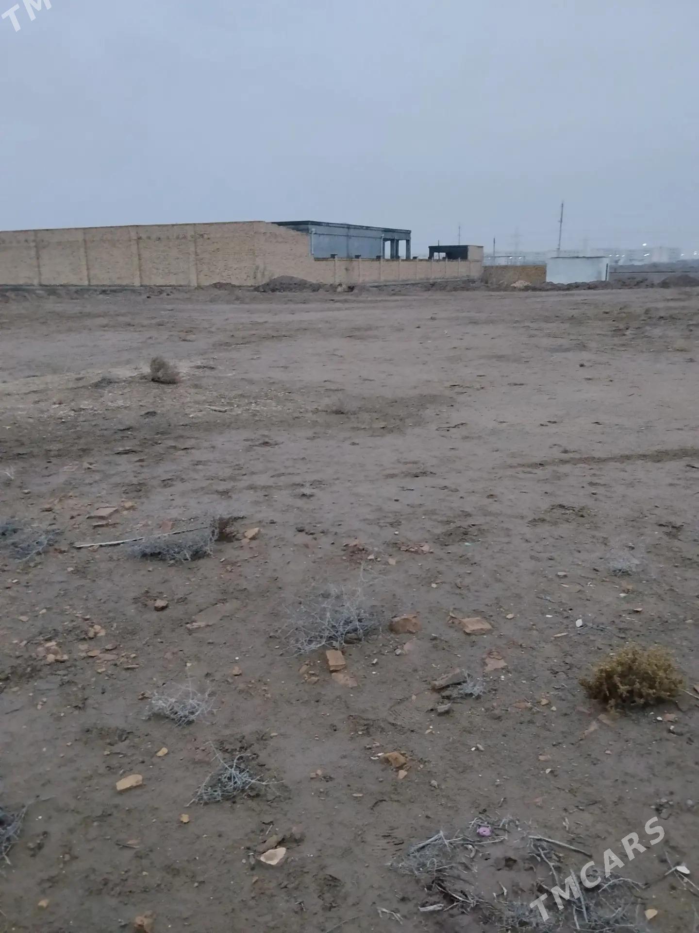 satlyk mellek - Туркменабат - img 1