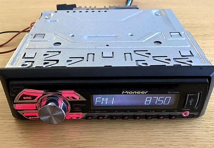 Piyoner magnitafon DEH 1500 ub 1 000 TMT - Дашогуз - img 1