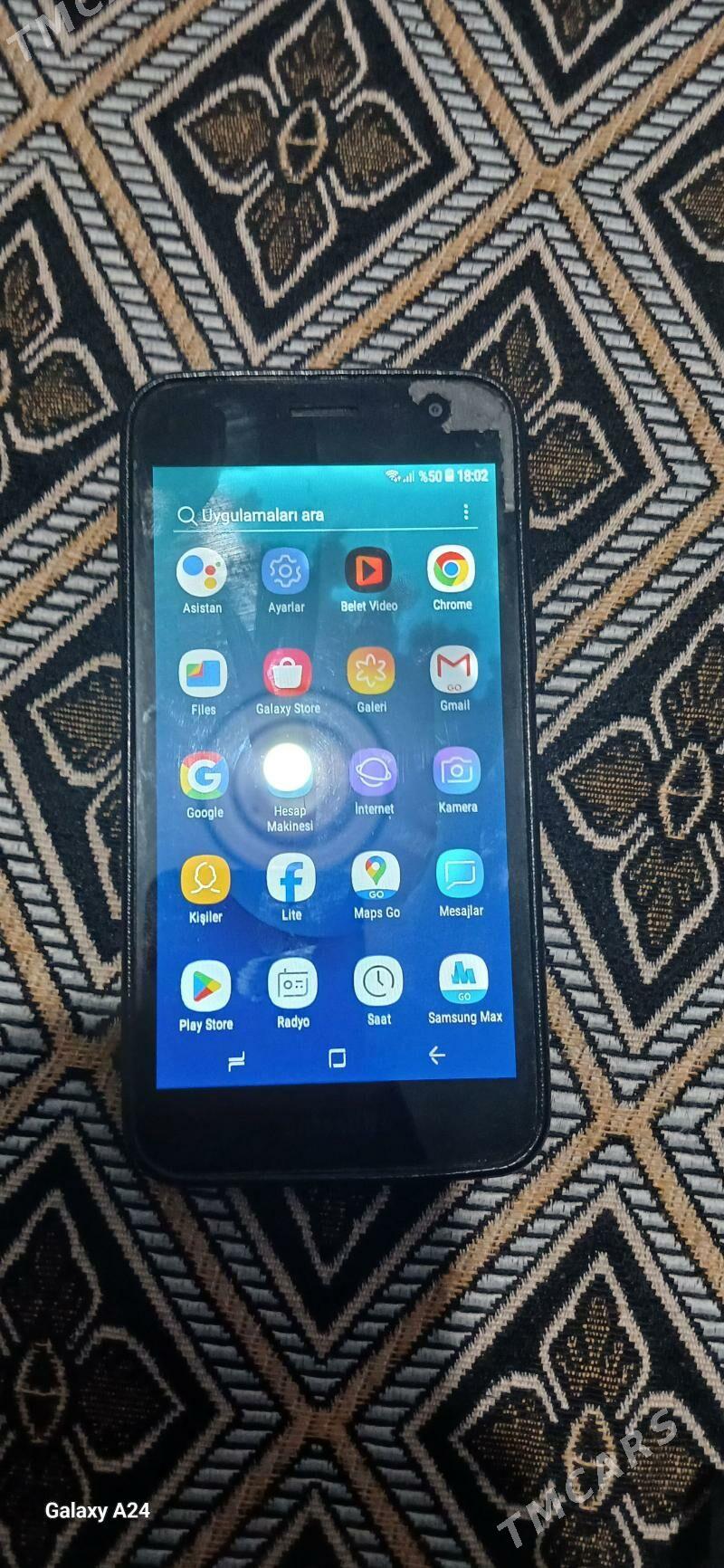 samsung j2 core arzanjak - Гумдаг - img 1