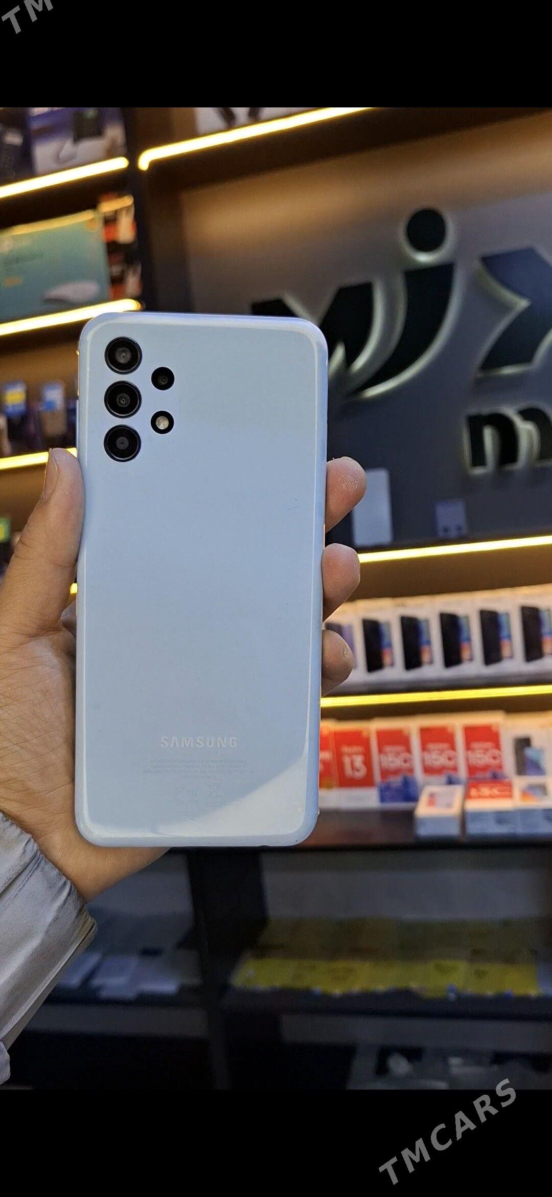 A13 4/64 - Mary - img 1