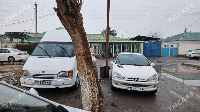 Ford Transit Connect 2009 - 200 000 TMT - Aşgabat - img 1