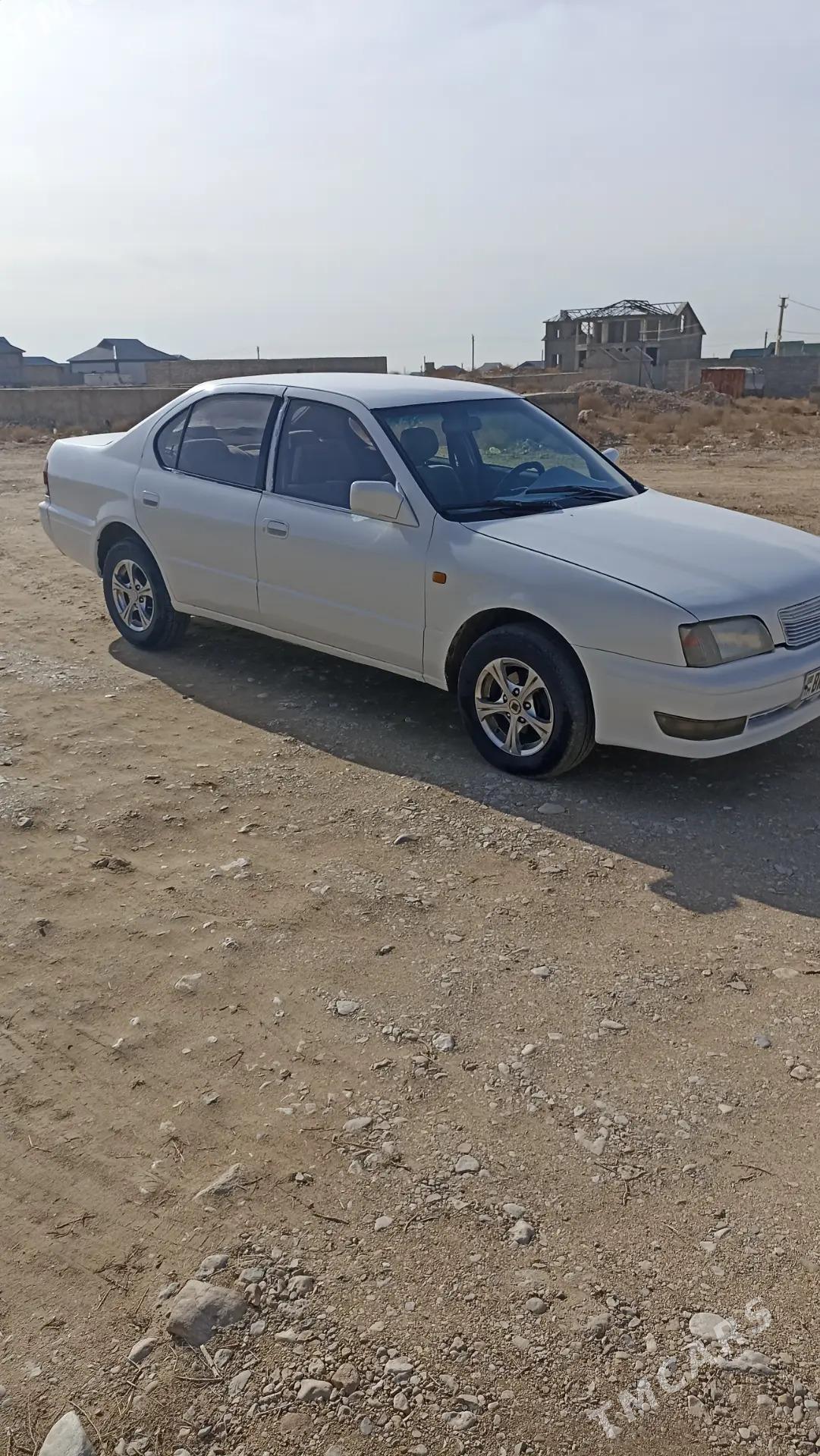 Toyota Camry 1995 - 54 000 TMT - Балканабат - img 1