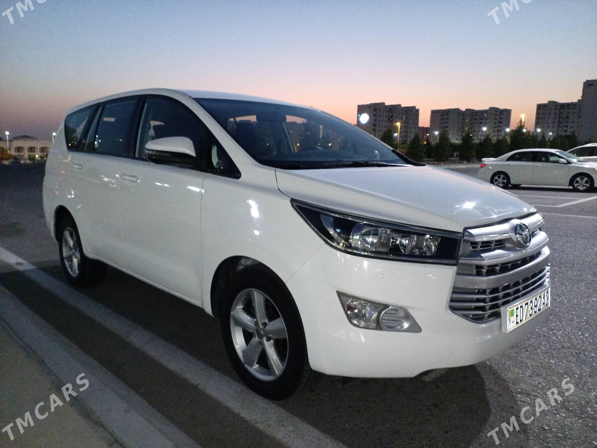 Toyota Innova 2021 - 280 000 TMT - Aşgabat - img 1