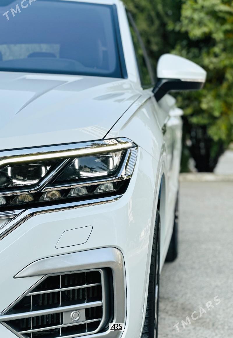 Volkswagen Touareg 2019 - 875 000 TMT - Гуртли - img 1