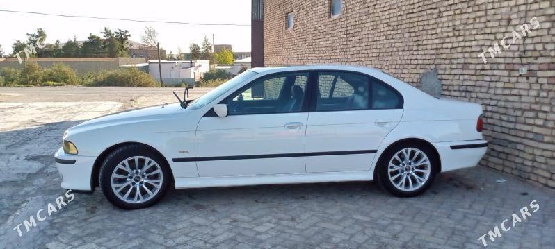 BMW E39 2002 - 100 000 TMT - Ýolöten - img 1