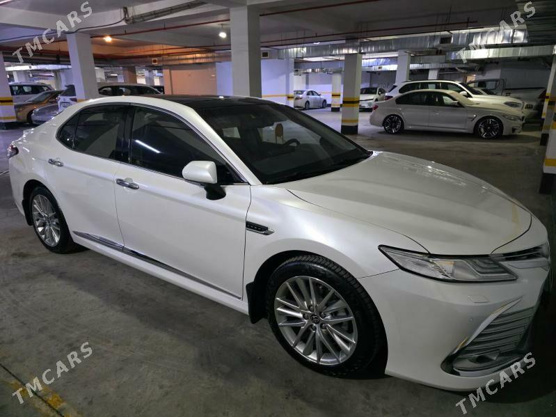 Toyota Camry 2021 - 600 000 TMT - Moskowskiý köç. (10 ýyl abadançylyk şaýoly) - img 1