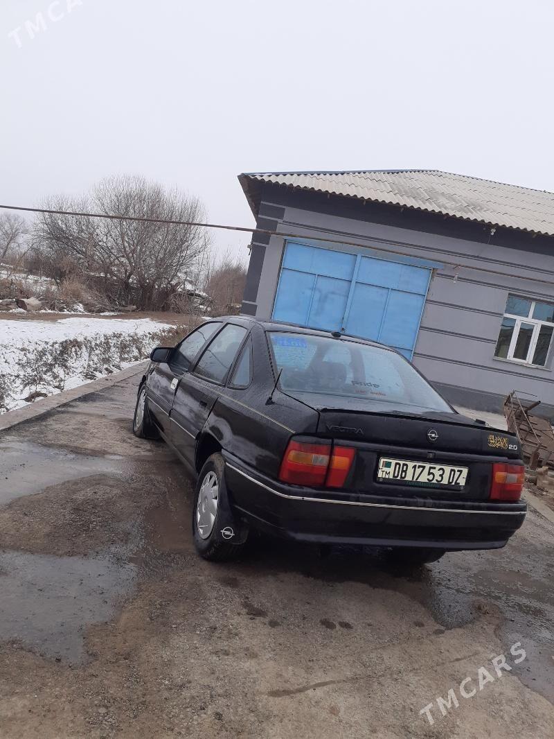 Opel Vectra 1992 - 30 000 TMT - Гурбансолтан Едже - img 1