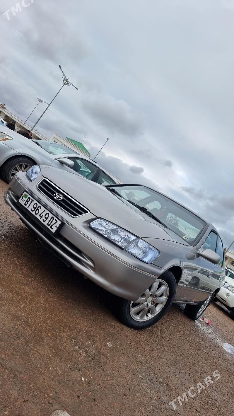 Toyota Camry 2000 - 165 000 TMT - Şabat etr. - img 1