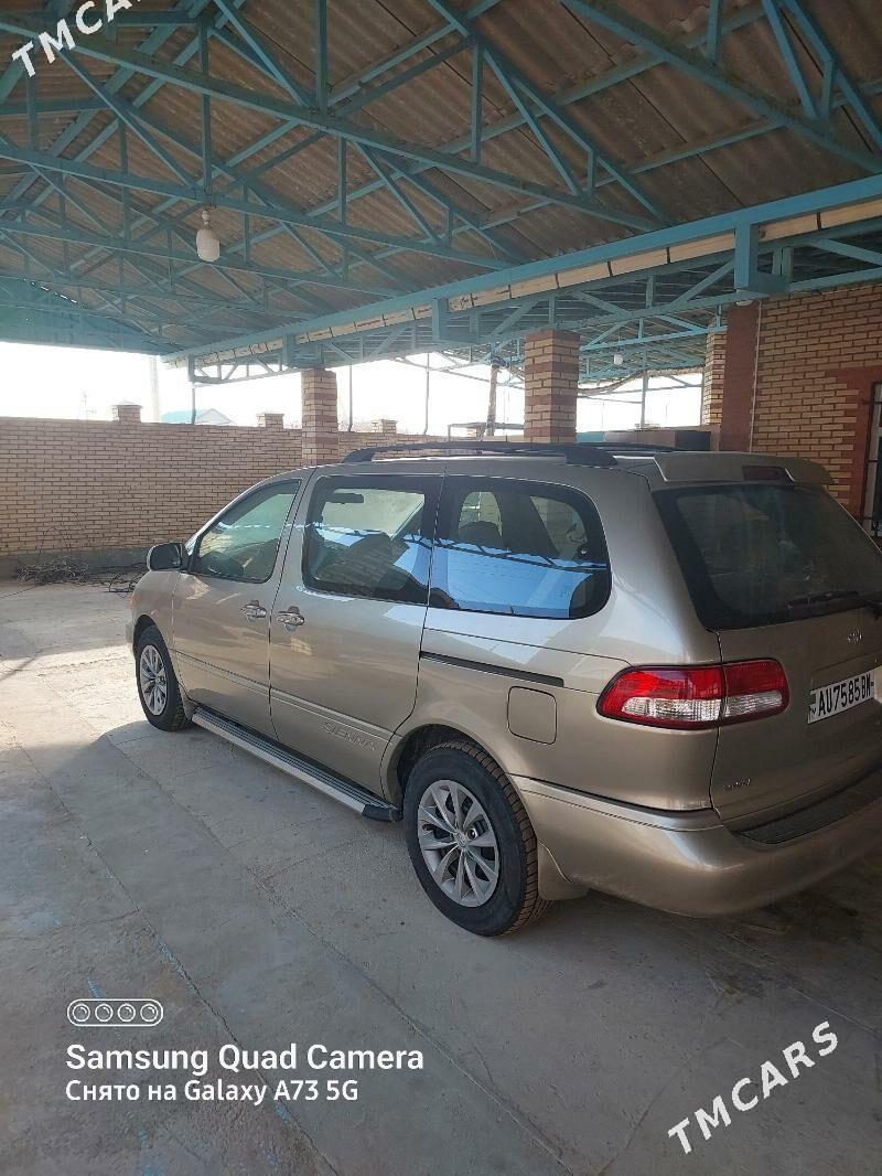 Toyota Sienna 2002 - 196 000 TMT - Hazar - img 1
