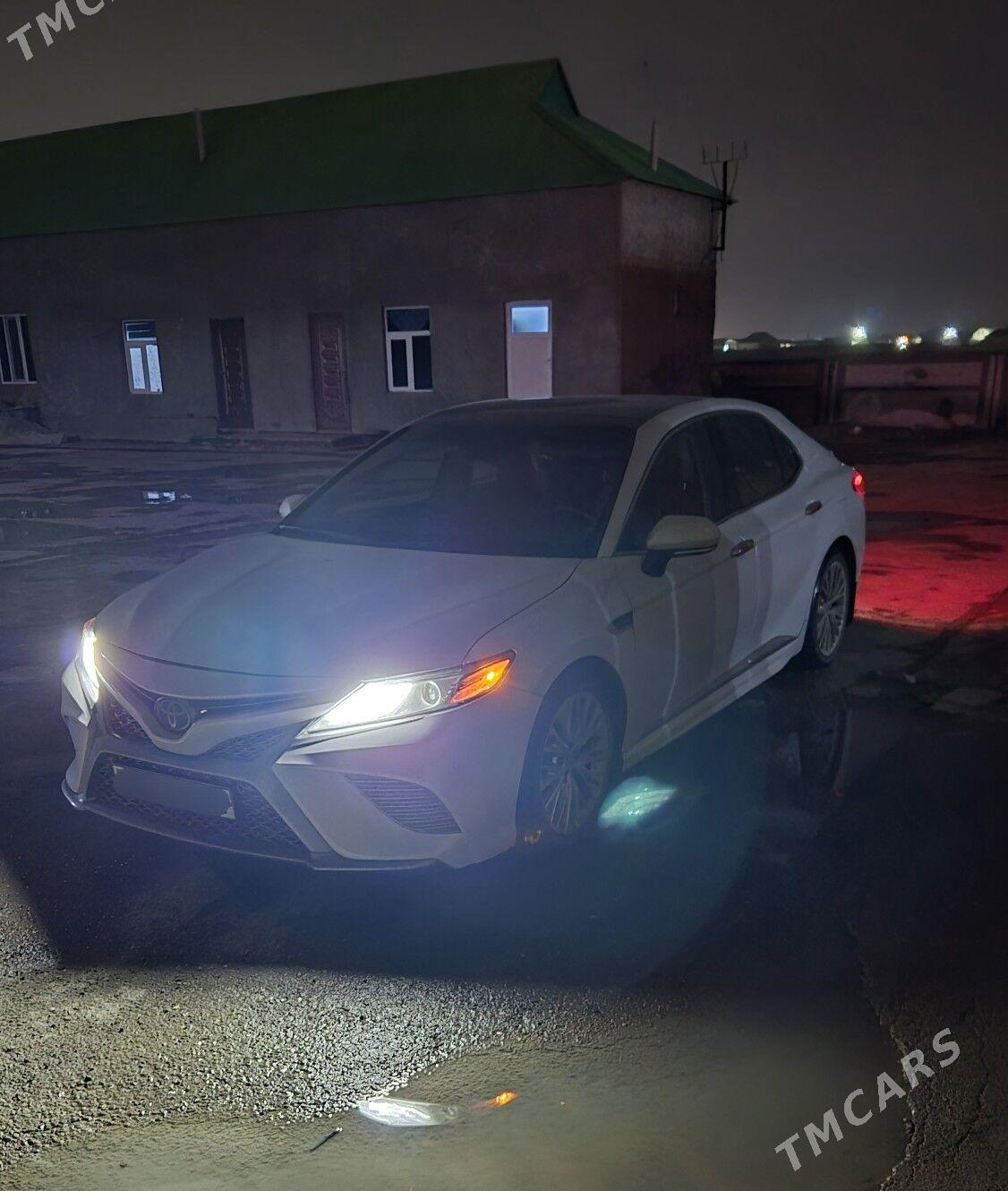 Toyota Camry 2018 - 320 000 TMT - Aşgabat - img 1