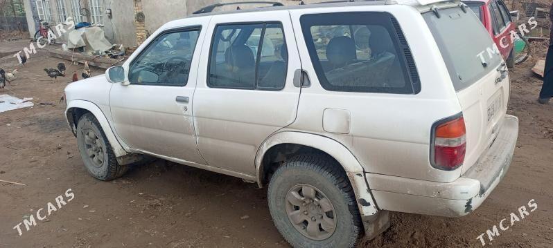 Nissan Pathfinder 1996 - 60 000 TMT - Туркменабат - img 1