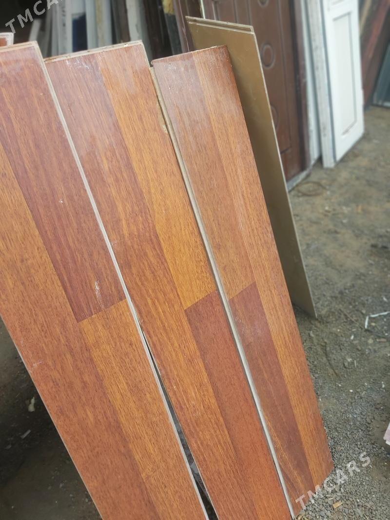 laminat - Гарадамак - img 1