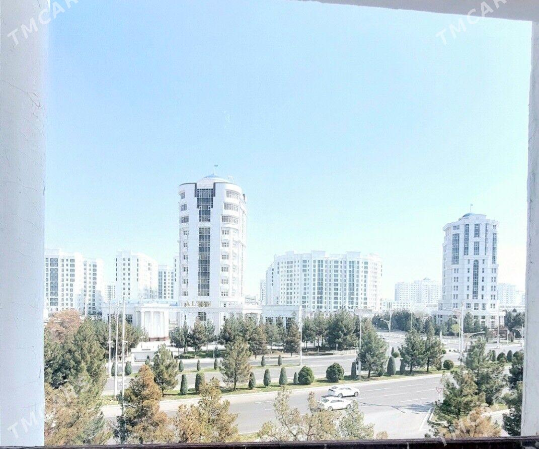 Sowetskiy köçe 2 komnat - Sowetskiý köç. (Garaşsyzlyk şaýoly) - img 1