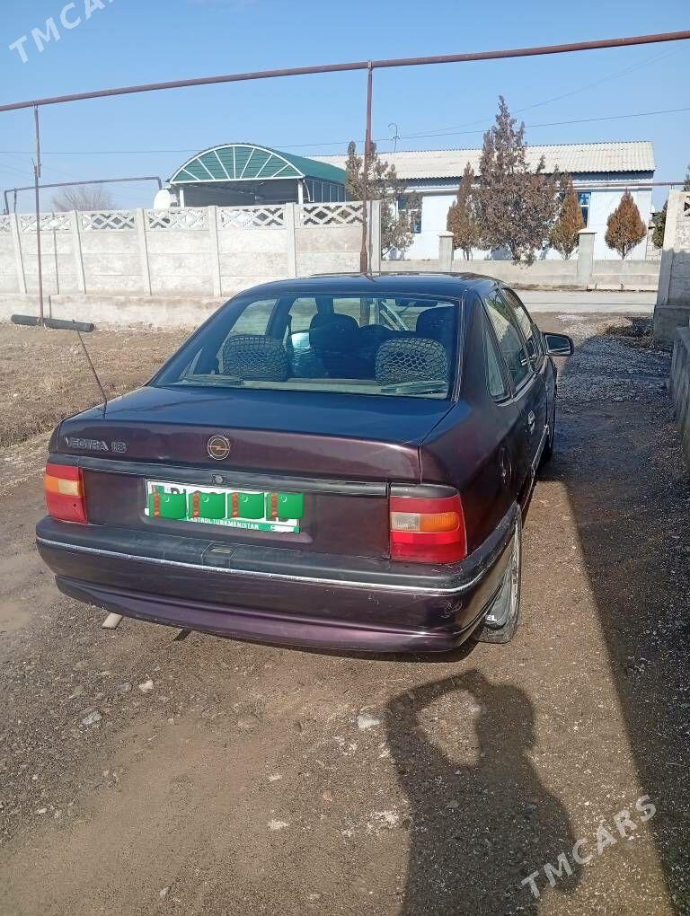 Opel Vectra 1993 - 33 000 TMT - Койтендаг - img 1