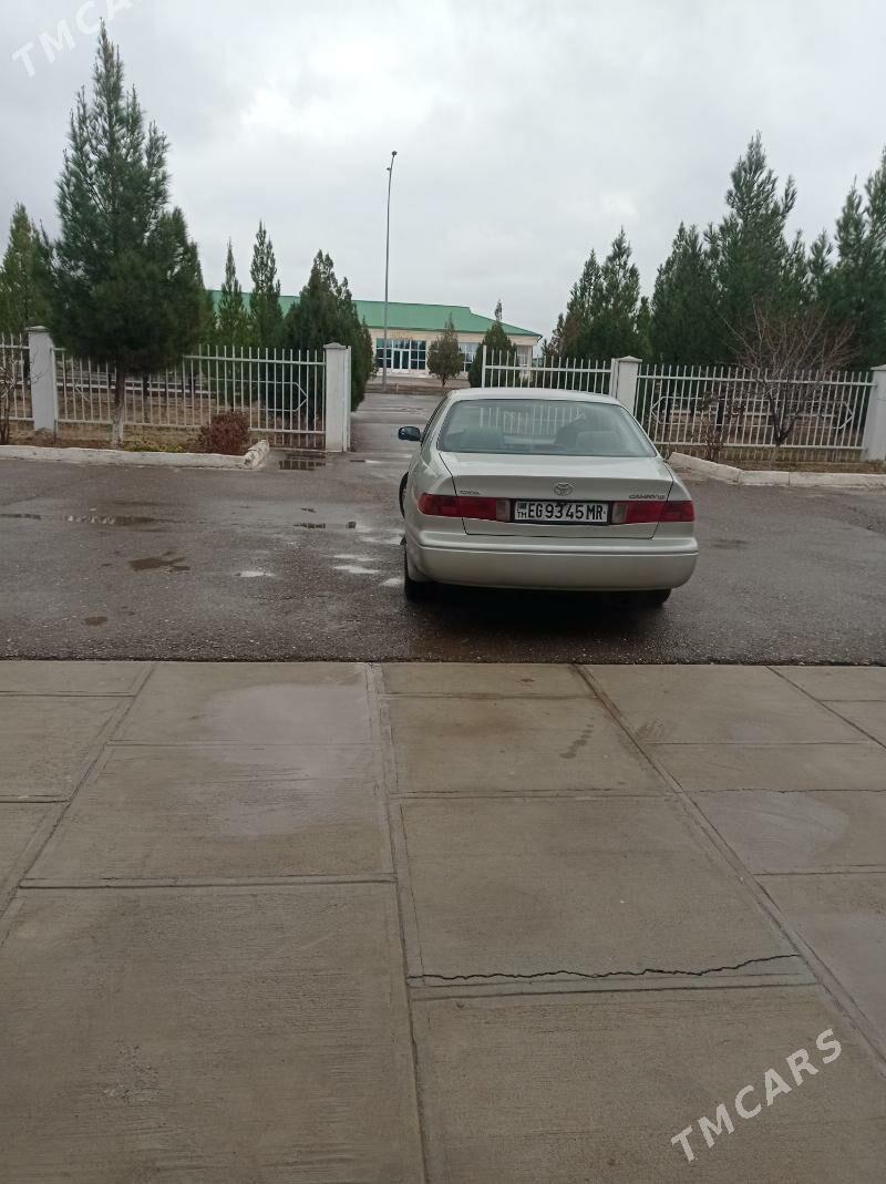 Toyota Camry 2001 - 175 000 TMT - Mary - img 1
