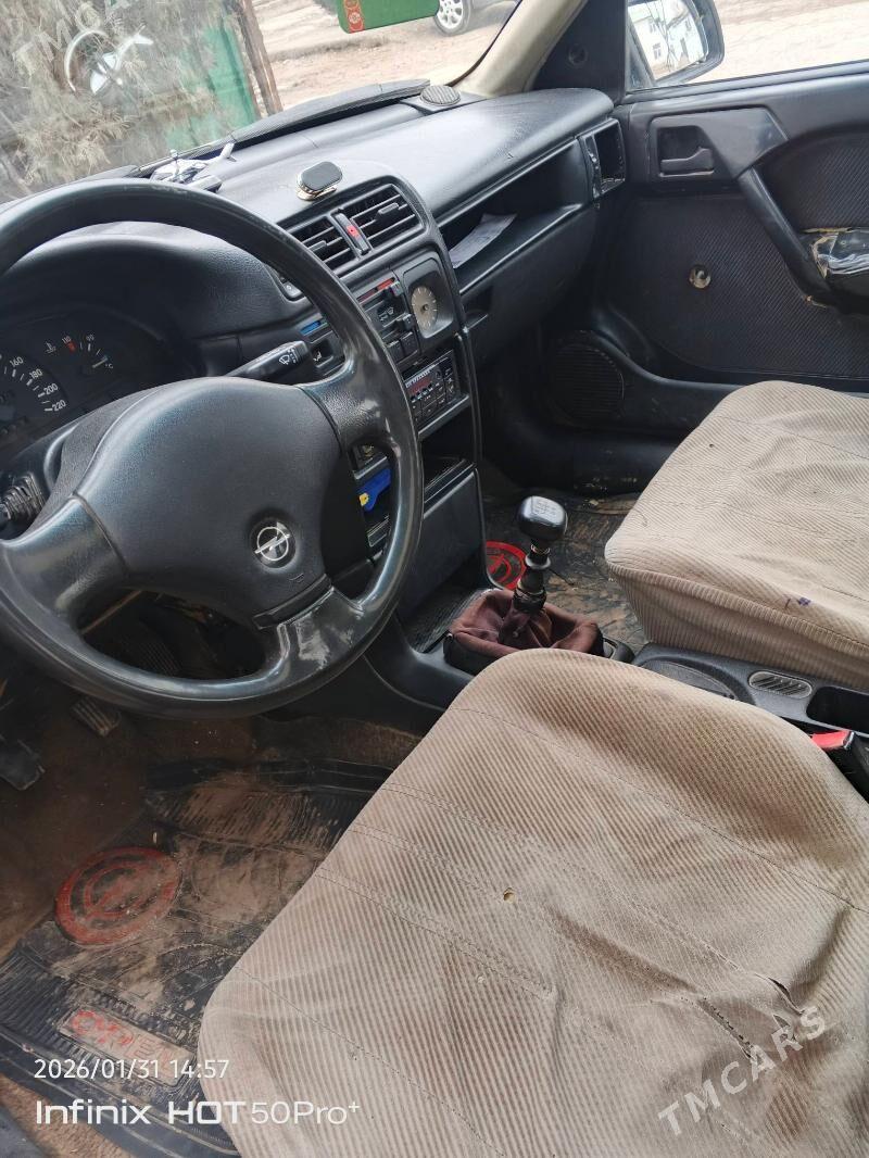 Opel Vectra 1991 - 25 000 TMT - Дашогуз - img 1