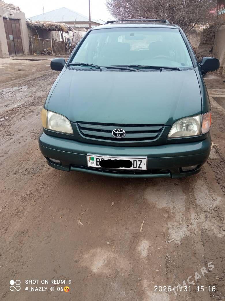 Toyota Sienna 2002 - 200 000 TMT - Gurbansoltan Eje - img 1