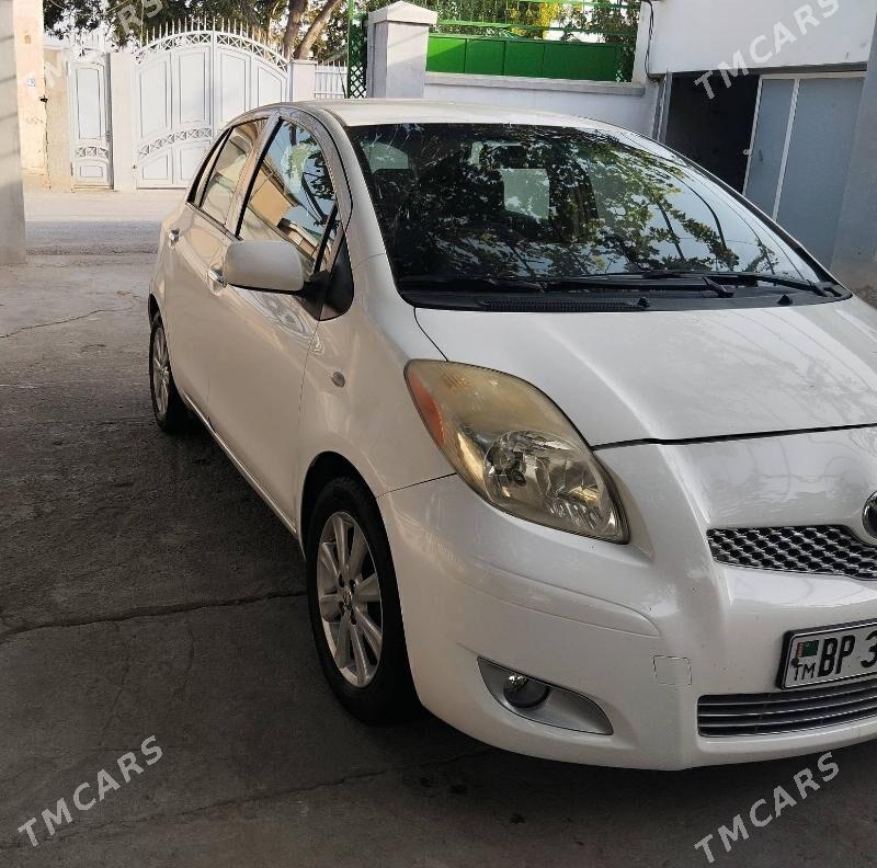 Toyota Yaris 2009 - 130 000 TMT - Aşgabat - img 1