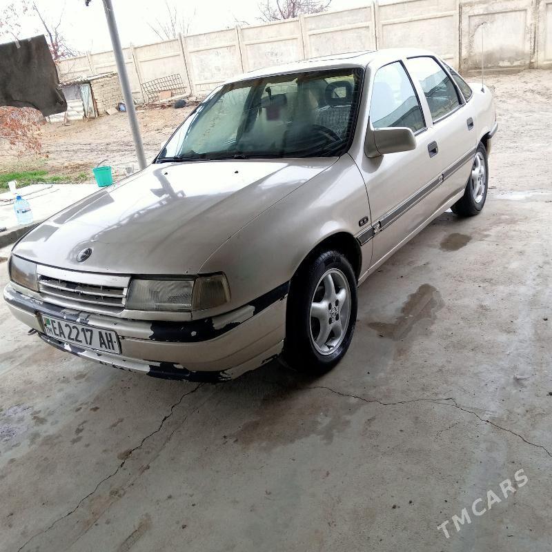 Opel Vectra 1992 - 35 000 TMT - Бахарден - img 1