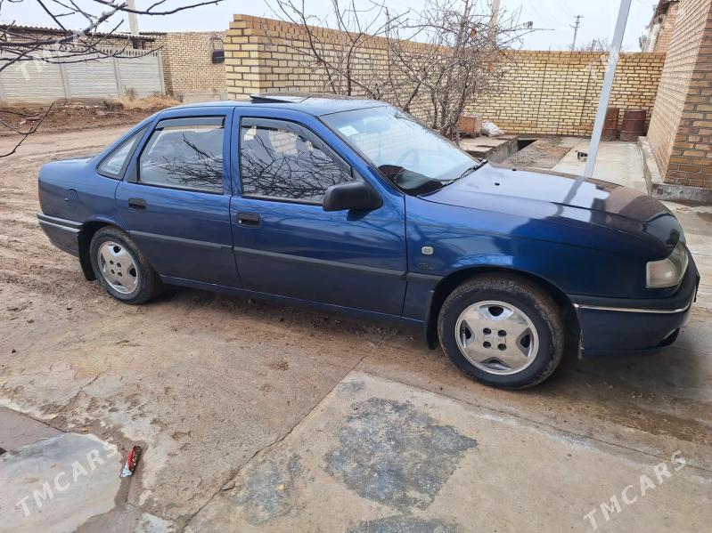 Opel Vectra 1993 - 40 000 TMT - Мары - img 1