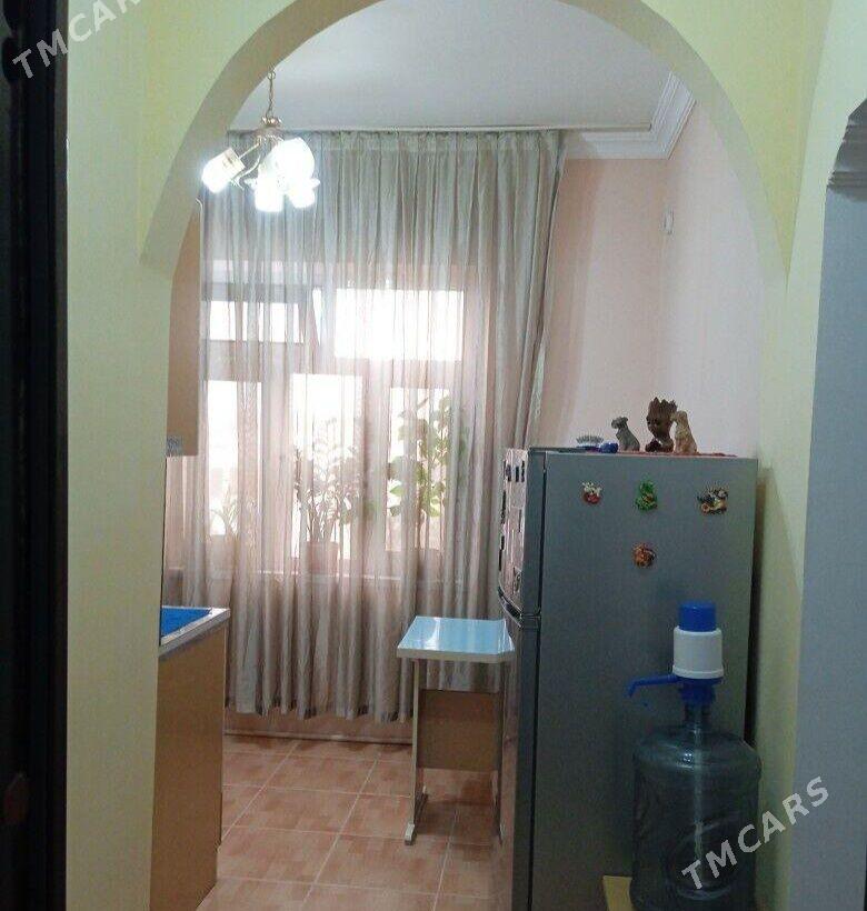 8МКР 1КОМН 5/2ЭТ 32КВ - Aşgabat - img 1