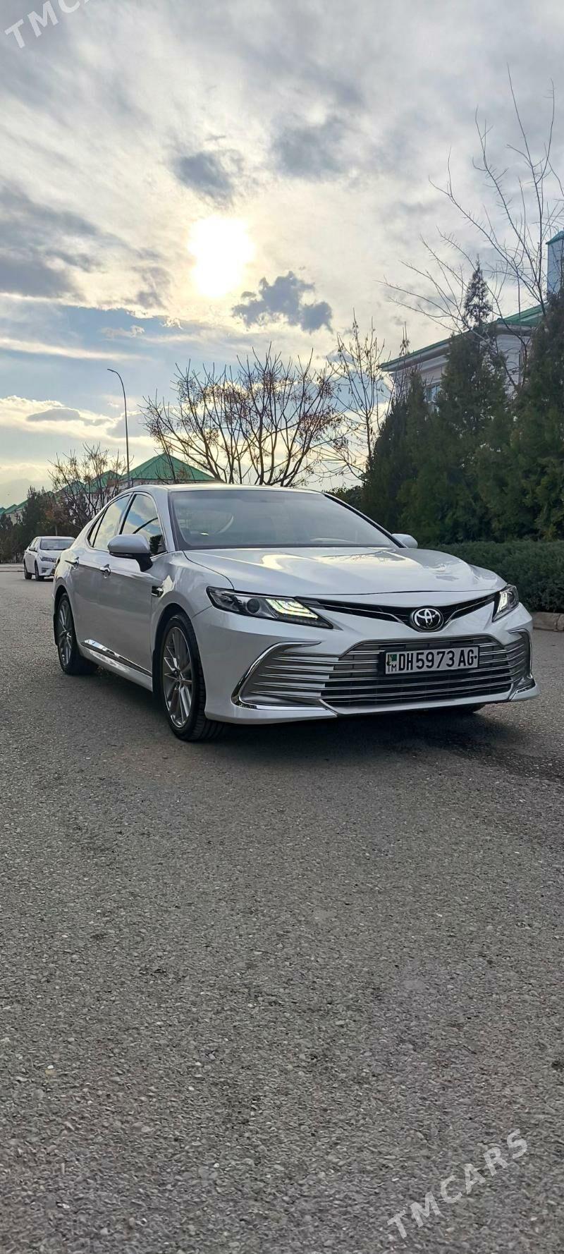 Toyota Camry 2022 - 290 000 TMT - Aşgabat - img 1