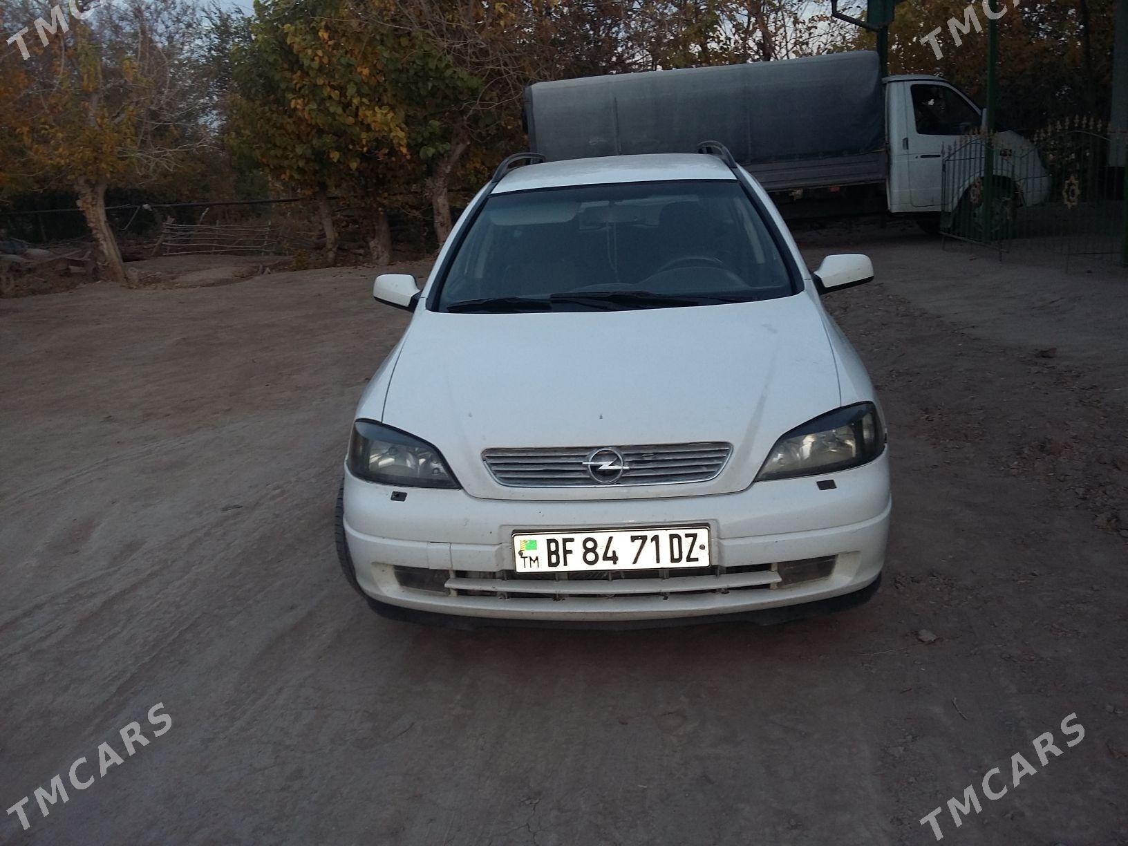 Opel Astra 2003 - 85 000 TMT - Губадаг - img 1