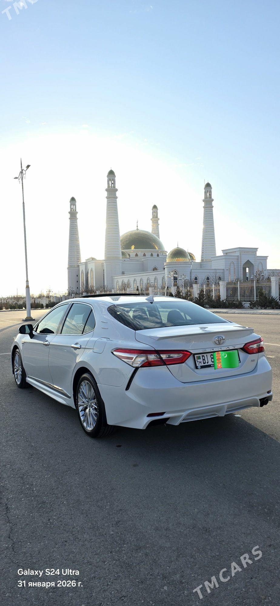 Toyota Camry 2020 - 340 000 TMT - Балканабат - img 1