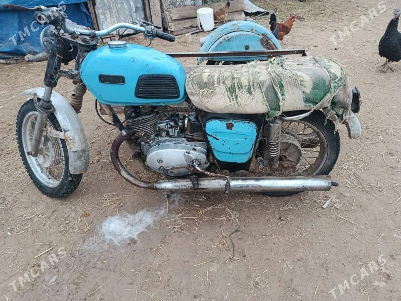 Iž Planeta 4 1985 - 6 500 TMT - Kaka - img 1