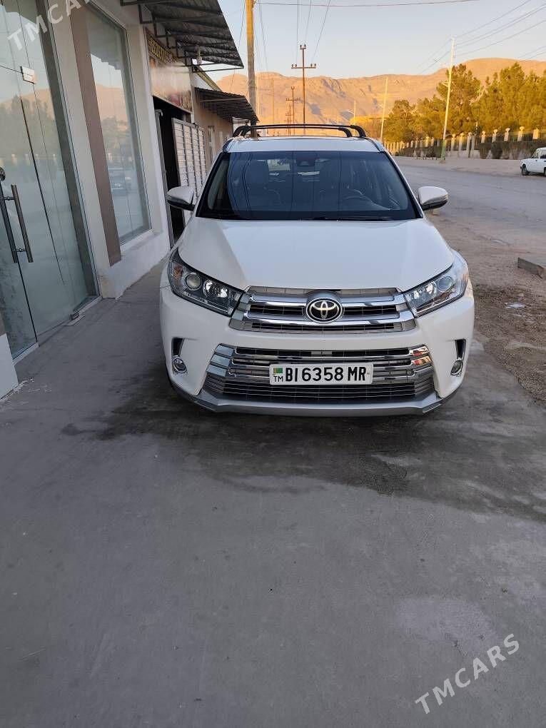 Toyota Highlander 2018 - 440 000 TMT - Балканабат - img 1