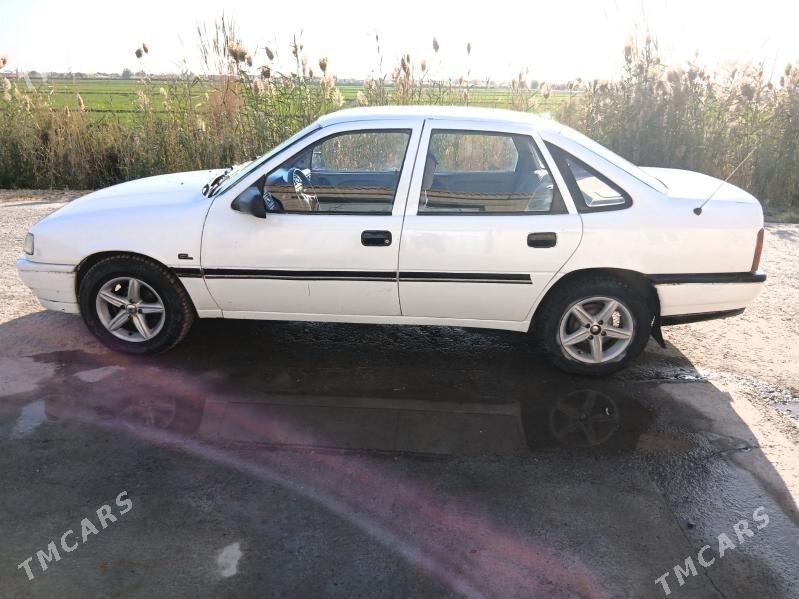 Opel Vectra 1990 - 30 000 TMT - Туркменабат - img 1