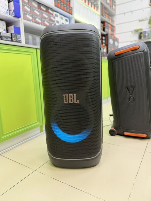 JBL partybox 720+ mikrofon - Garaşsyzlygyň 15 ýyllygy Söwda Merkezi - img 1