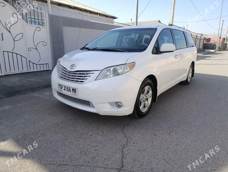 Toyota Sienna 2010 - 310 000 TMT - Мары - img 1