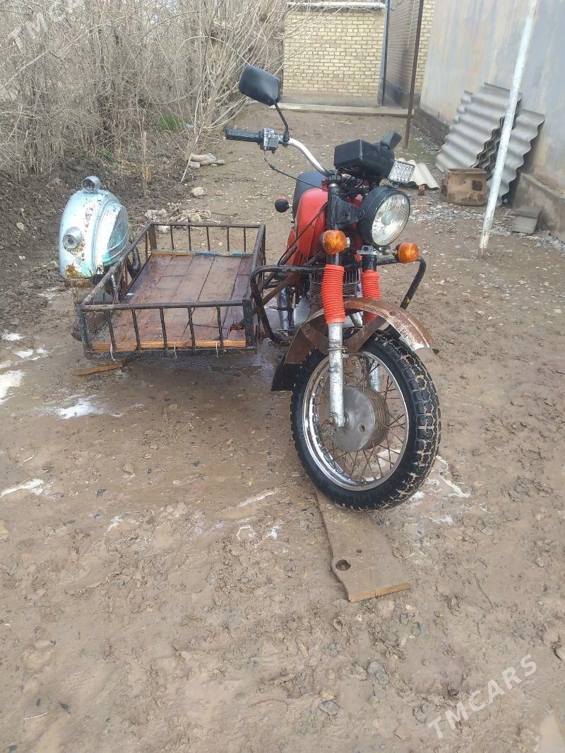 Iž Planeta 4 2017 - 7 500 TMT - Tejen - img 1