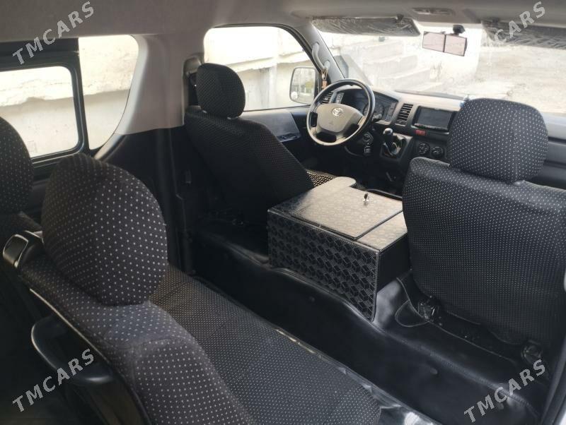 Toyota Hiace 2015 - 550 000 TMT - Balkanabat - img 1